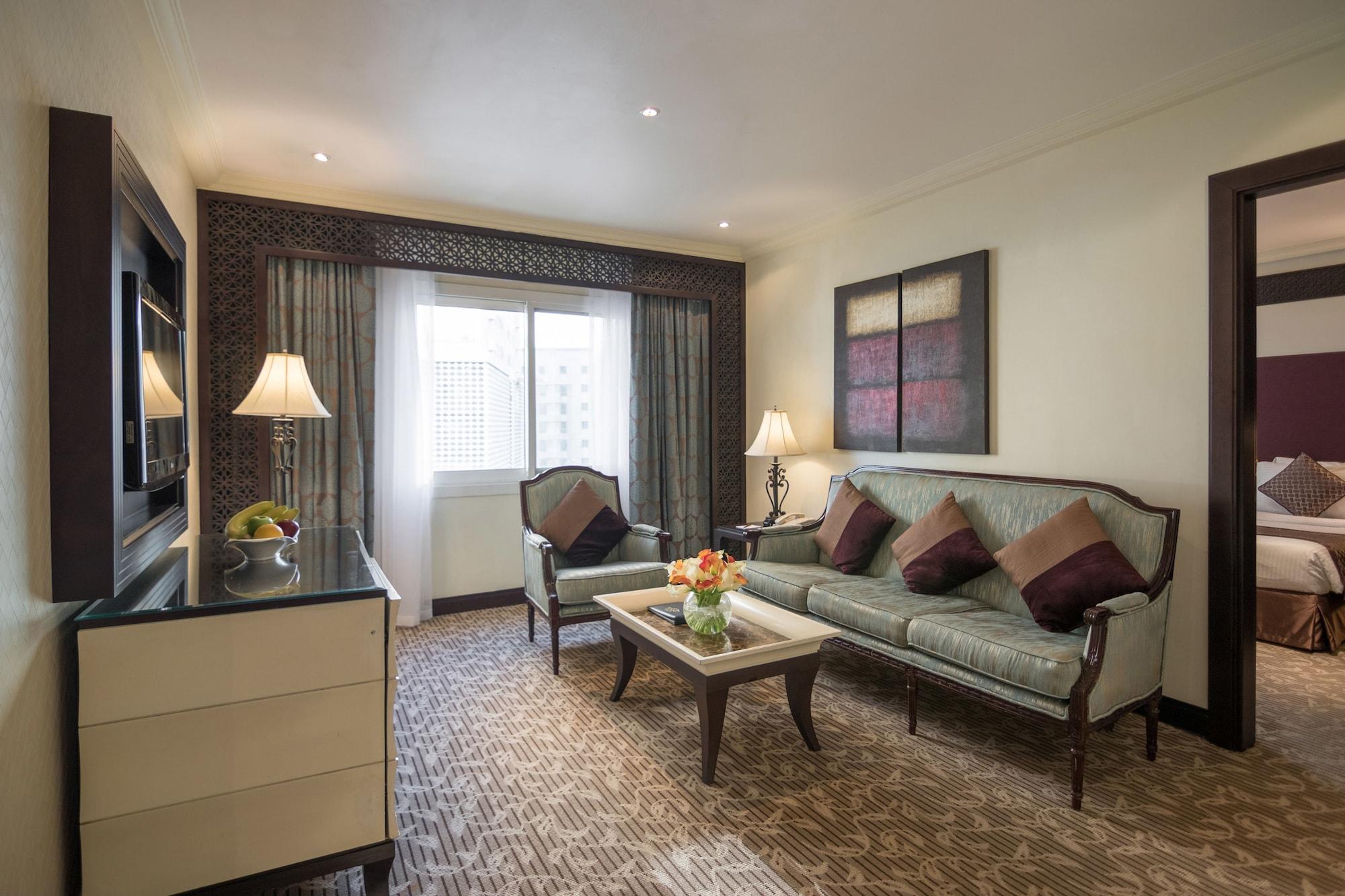 Carlton Tower Hotel Dubaj Kültér fotó
